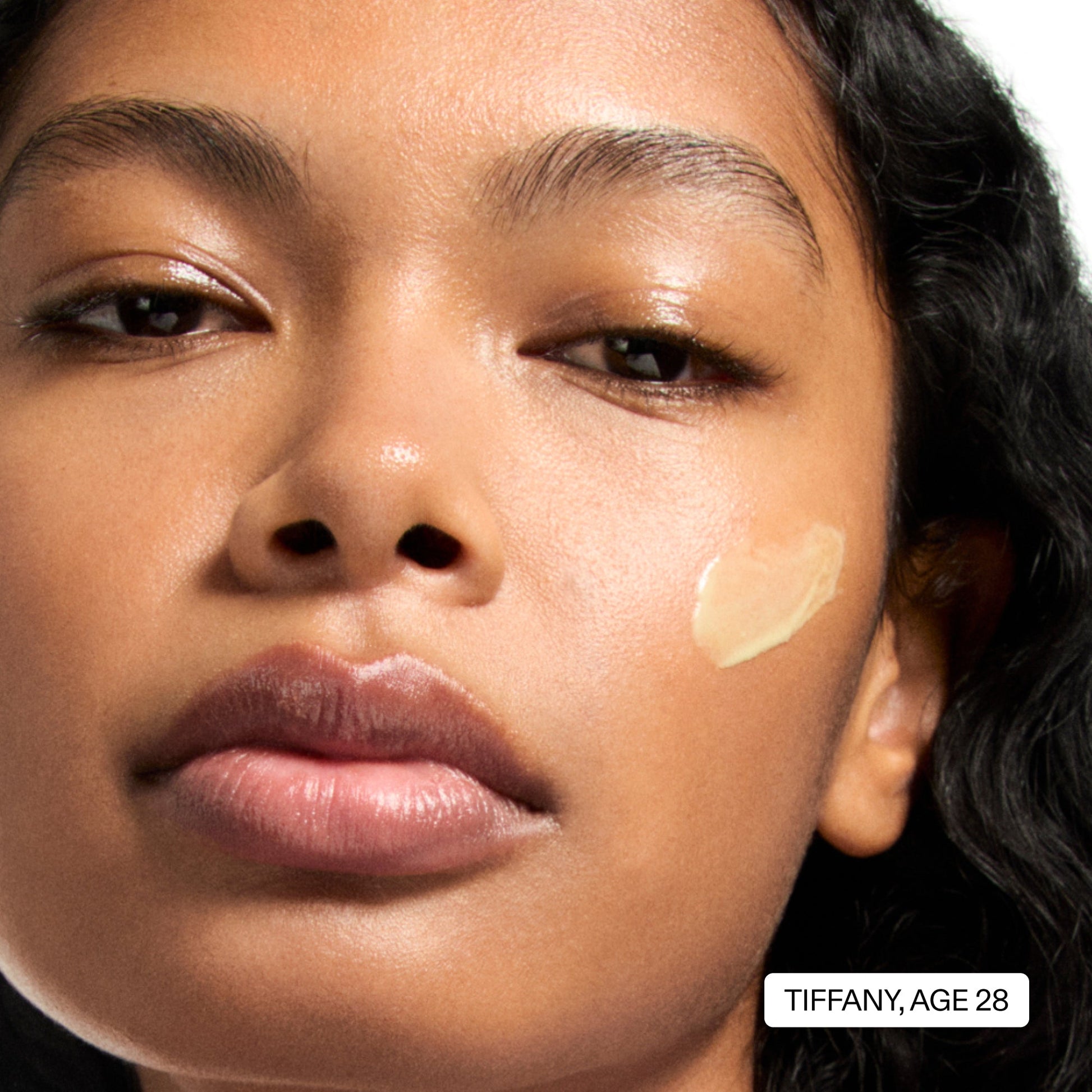 starter-retinol-serum-d2 StarterRetinol_Model2_2000x2000_fa44e5e2-09cd-4121-9780-08a9debd7d88.jpg