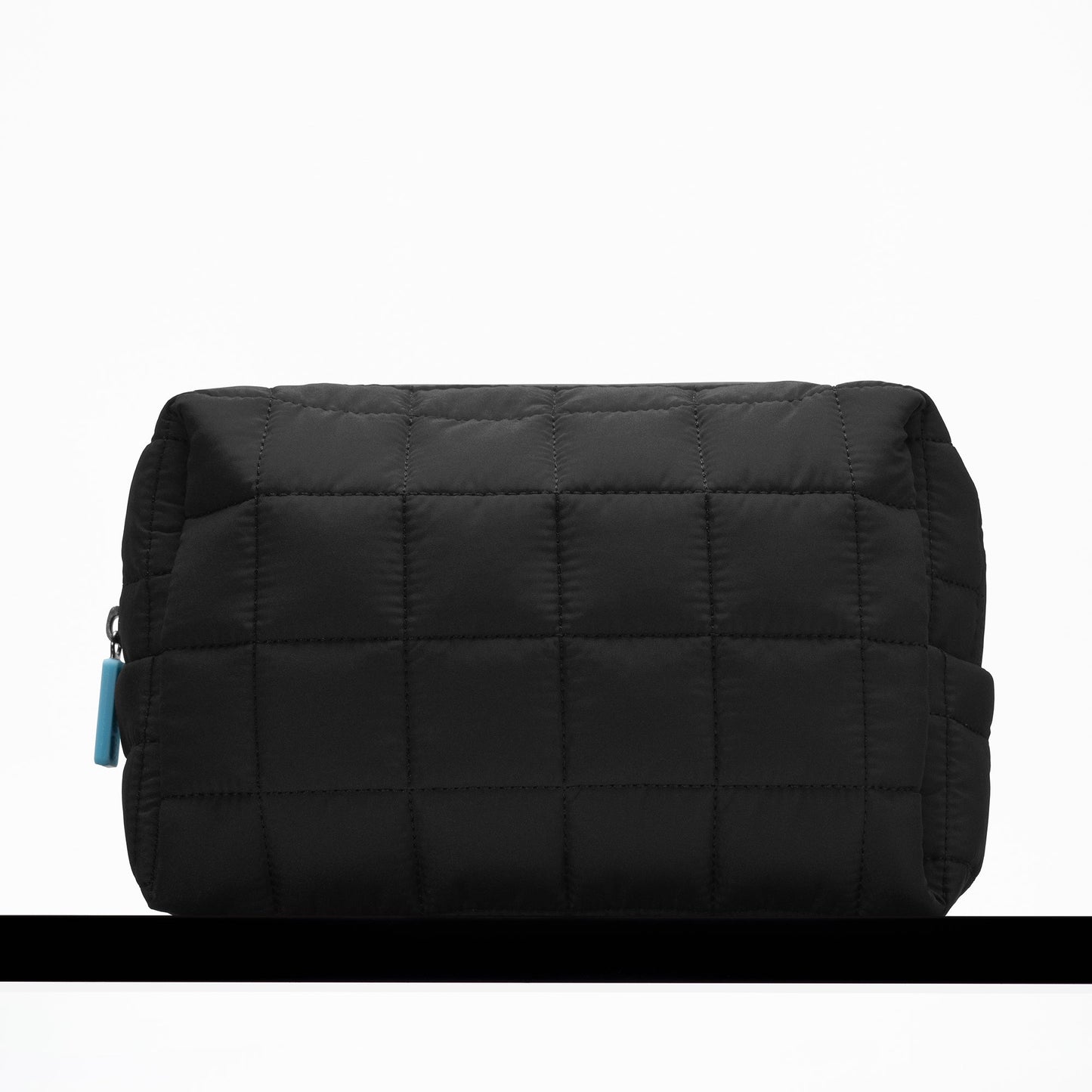 the-inkey-list-washbag-j6 washbag-hydration-04.jpg